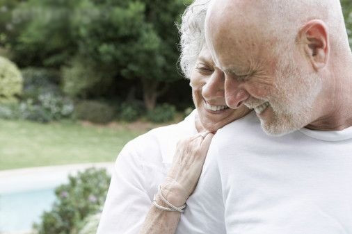 看遍姹紫嫣红，笑谈流金岁月