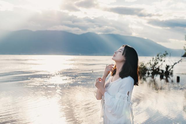 谁许我， 一世挂牵